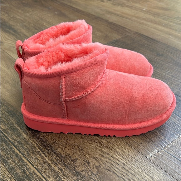 UGG Classic Ultra Mini pink bloom Boots - Picture 6 of 9